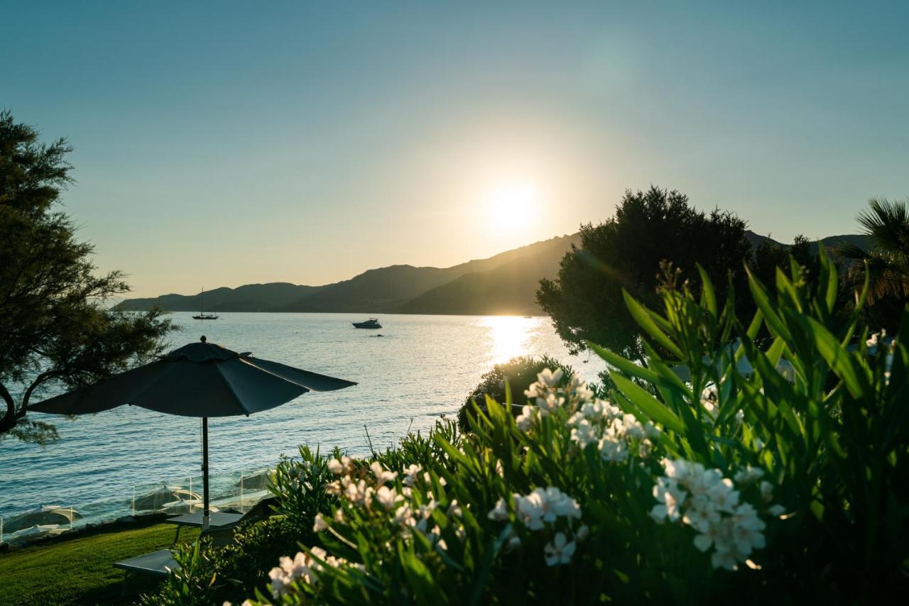 Stella Maris Hotel Villasimius Exterior photo