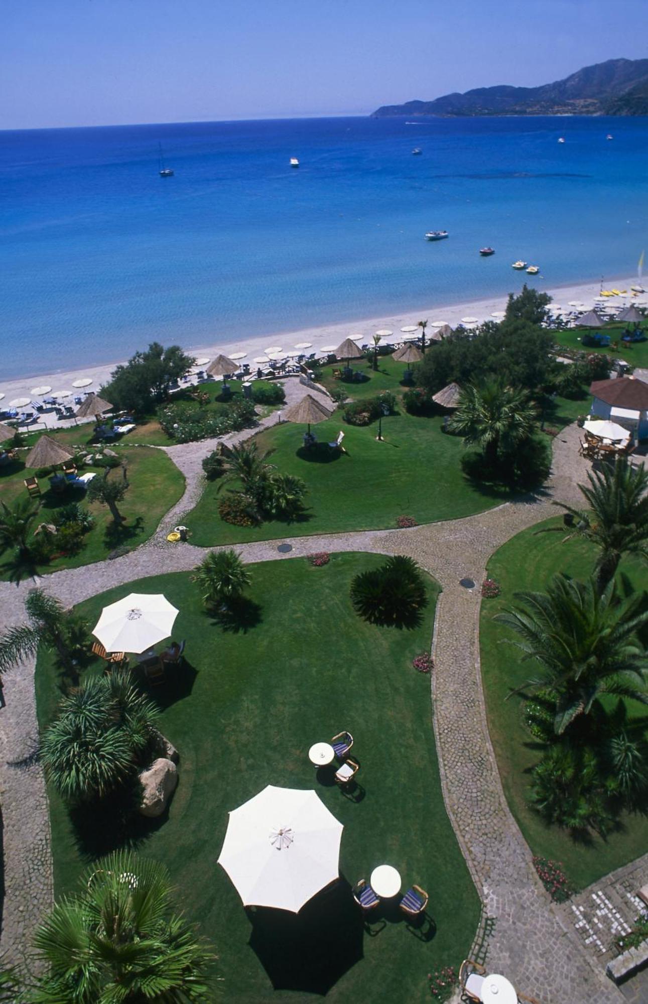 Stella Maris Hotel Villasimius Exterior photo